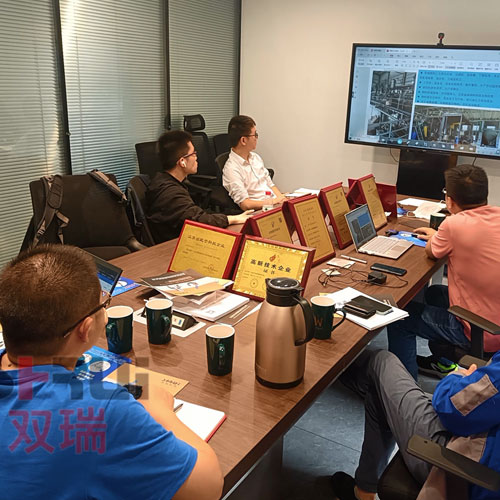 山东化工订购商参观无锡双瑞生产车间 山东化工订购商参观无锡双瑞生产车间