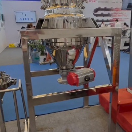 无锡市双瑞机械有限公司——中试单锥过滤洗涤三合一和小型单锥三合一